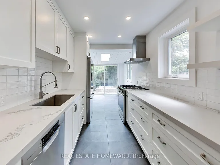 163 Glenmount Park Rd — Photo 10
