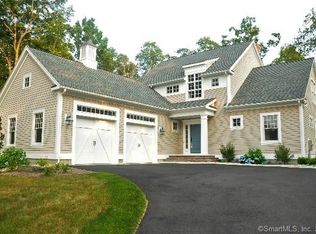 403 Fox Hopyard Rd, East Haddam, CT 06423