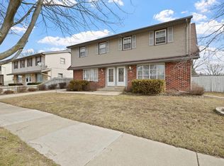 3333 Kentucky St #3335, Racine, WI 53405