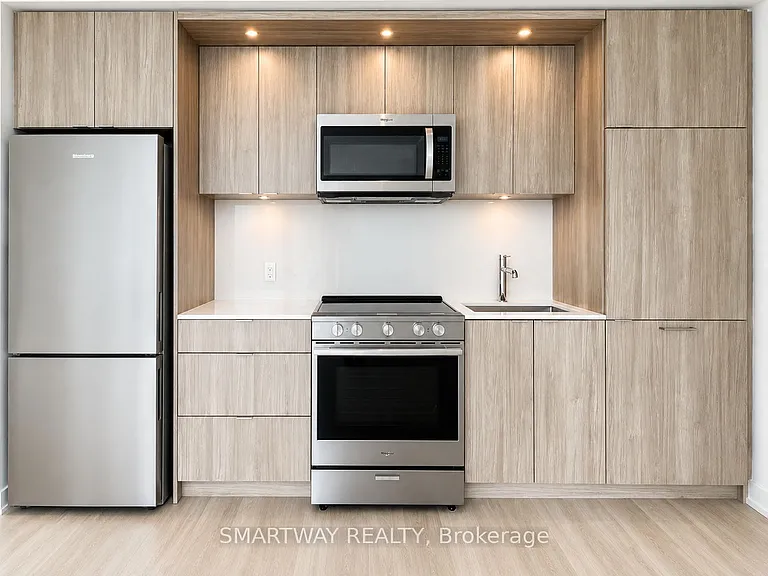 25 Cordova Ave #Penthouse 09 — Photo 29