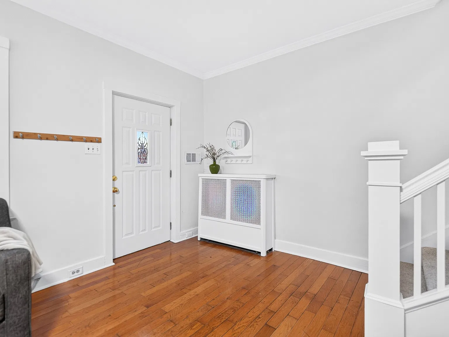 4 bed, 1555 sqft, $3,000 — Photo 2