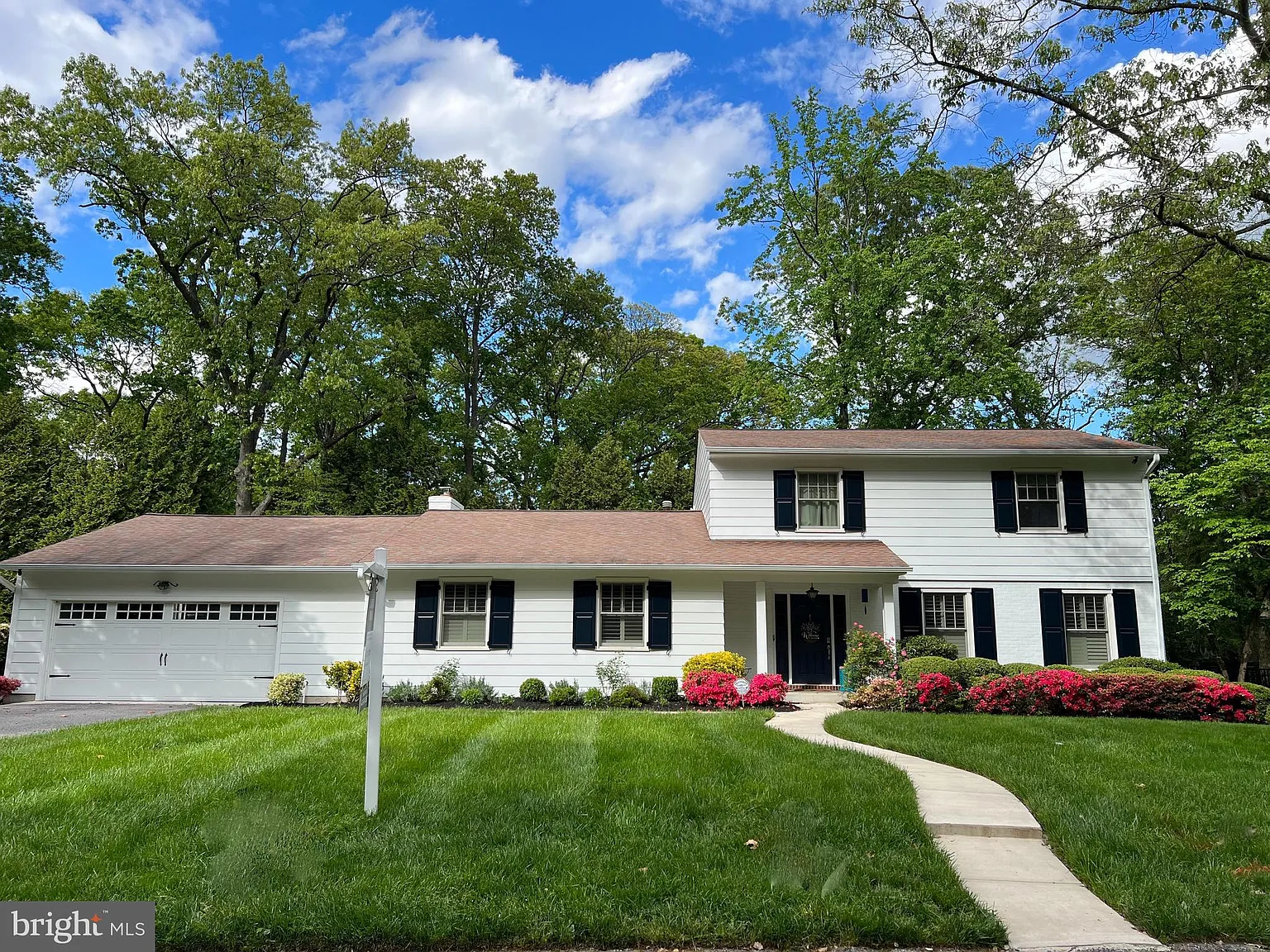 549 Devonshire Ct photo 1