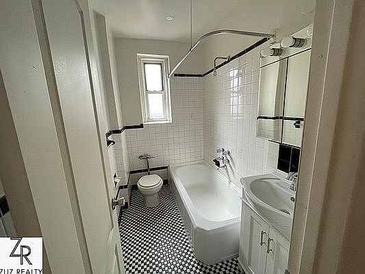 2nd image of 72-61 113th St #L