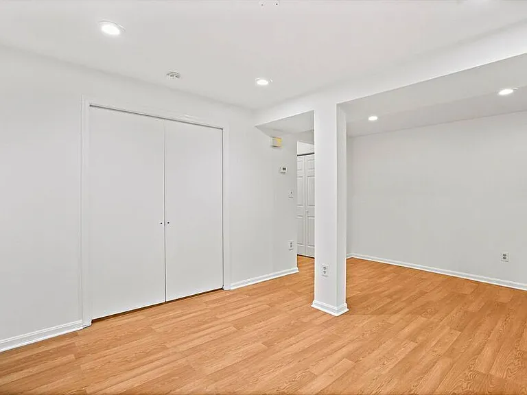 2641 Woodley Pl NW #BASEMENT — Photo 23