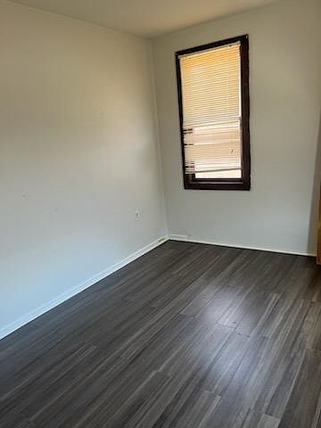 2nd image of 621 Willow St #1
