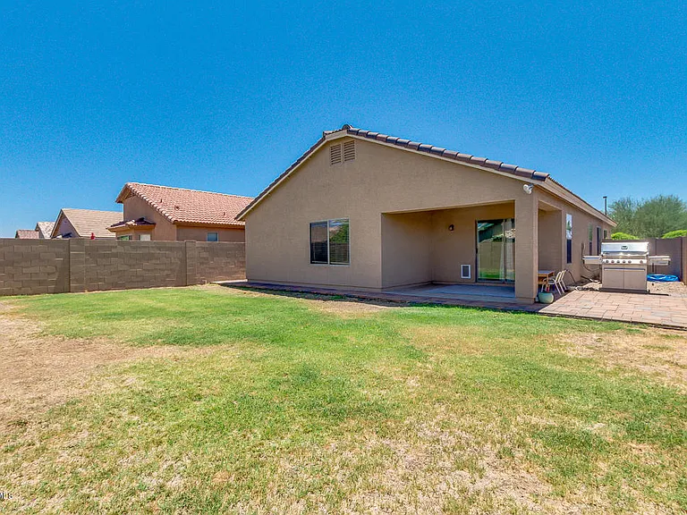 3868 W Carlos Ln — Photo 26