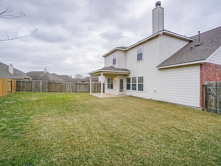 1323 Colonial Manor Dr — Photo 31