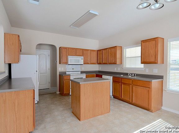 5th image of 3934 Nuttall Oak Dr