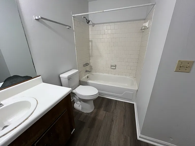 140 Freedom Ct #G — Photo 14