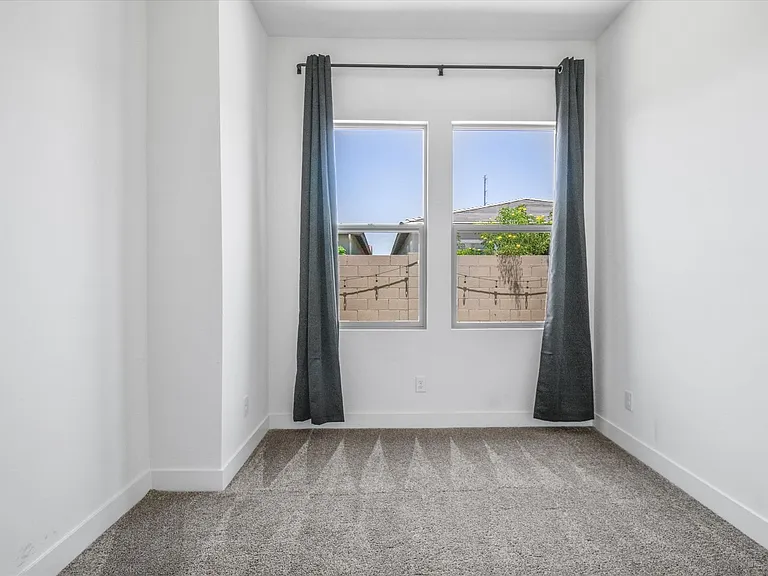 17254 W Vacaville St — Photo 11