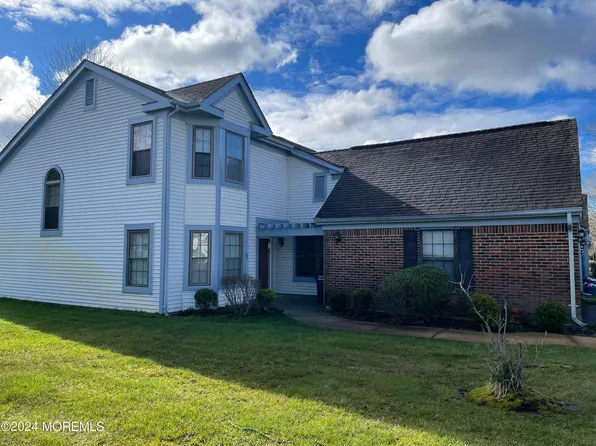 5 Gimbel Pl, Ocean, NJ 07712
