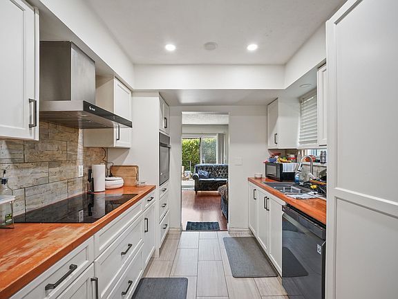 5th image of 13880 74th Ave #75
