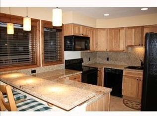 2550 Kinnikinnick Rd UNIT J2, Vail, CO 81657