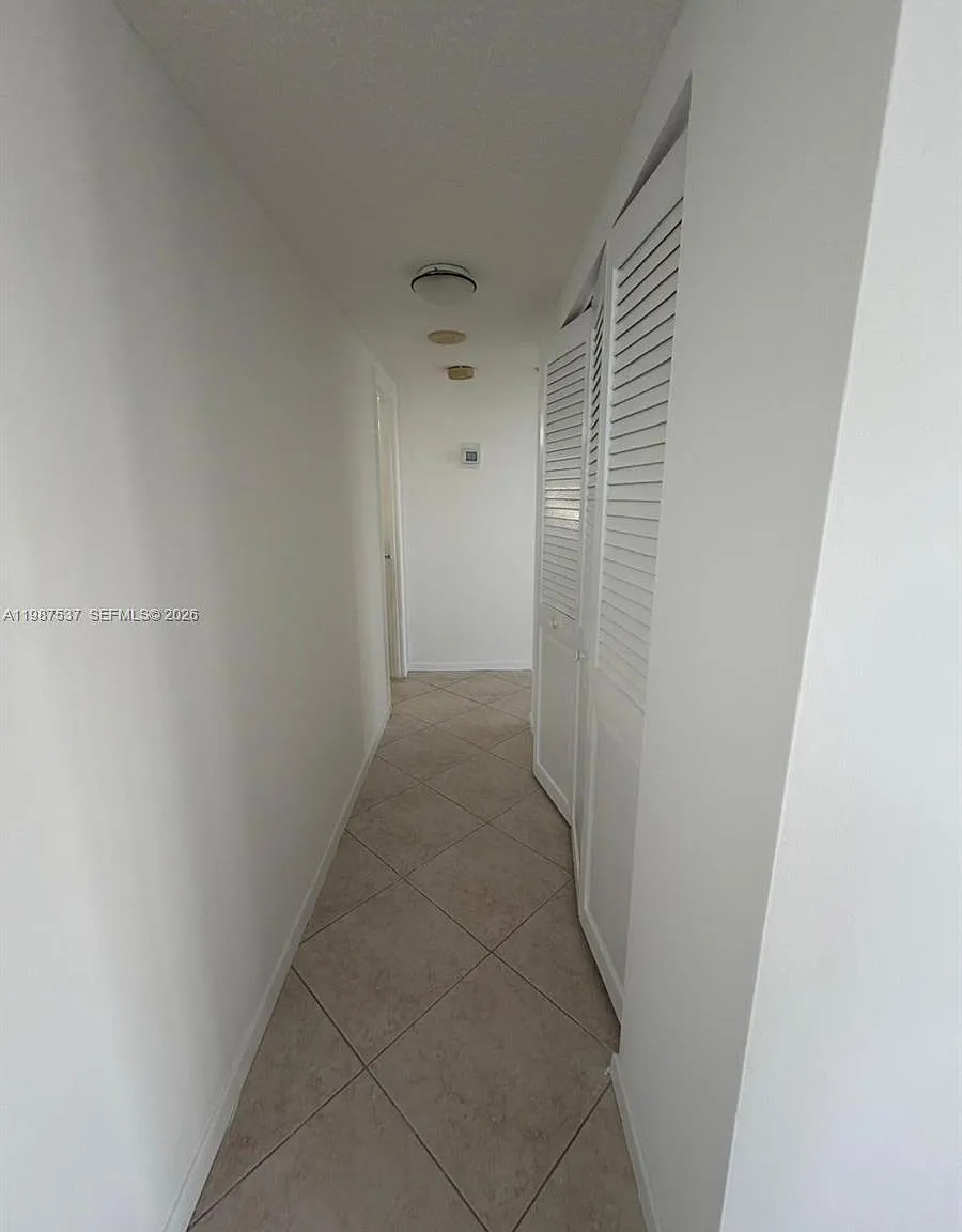 2 bed, 1220 sqft, $2,950 — Photo 3