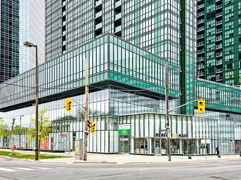 11 Bogert Ave #1106 — Photo 4