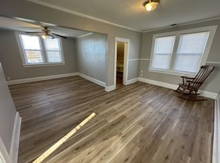 1404 22nd St #2, Rockford, IL 61108