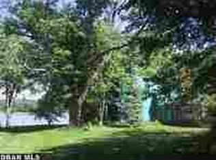 29237 E River Rd, Grosse Ile, MI 48138