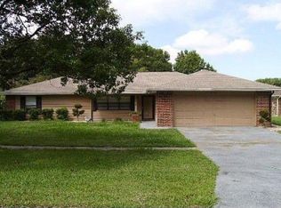 2105 Ken Ct, Mount Dora, FL 32757