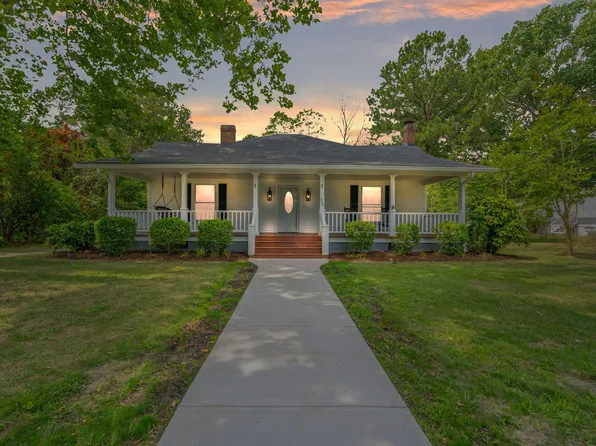 304 E 3rd St, Princeton, NC 27569