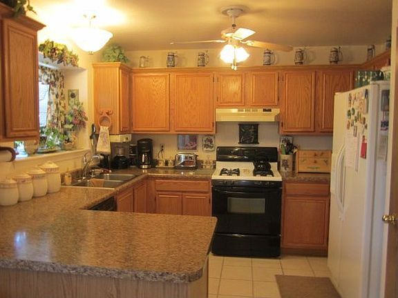 Kitchen with good counter space