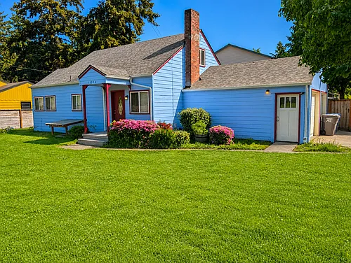 13304 NE Glisan St Photo 1