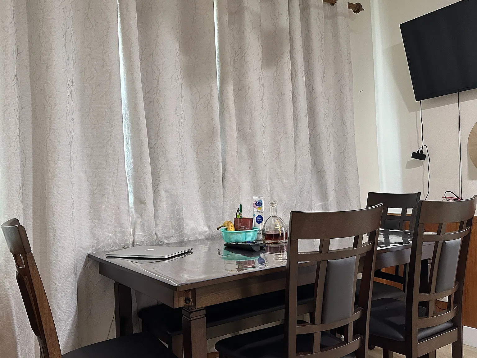 3 bed, 1652 sqft, $3,100 — Photo 4