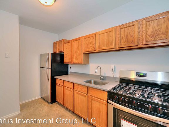 2nd image of 6704 S Merrill Ave APT 1W