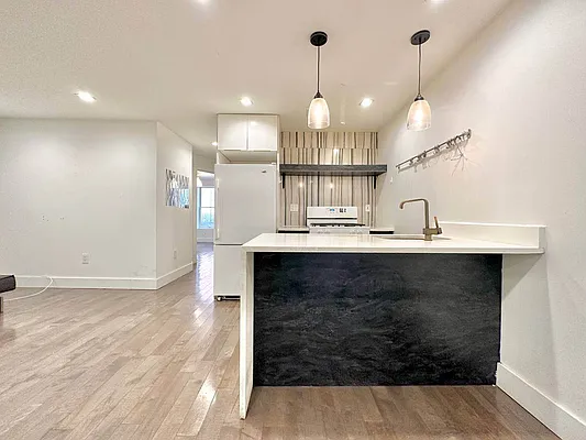 Rented by Doorway NYC, LLC | media 21