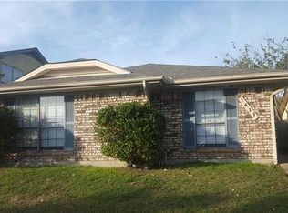 1411 Smokehouse Ln, Mesquite, TX 75149