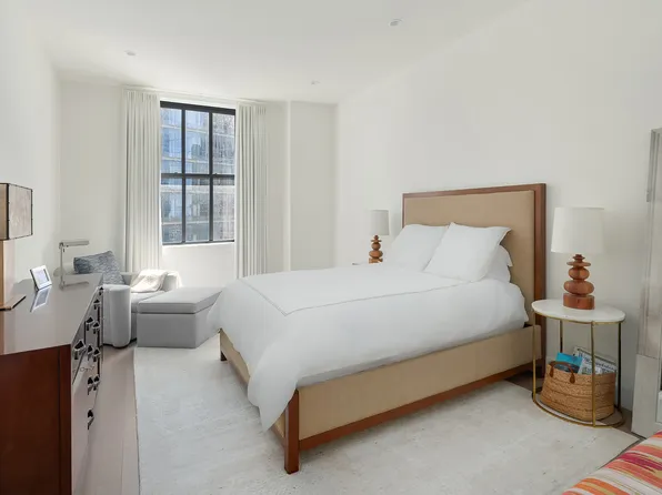 100 Barclay Street image 7 of 8