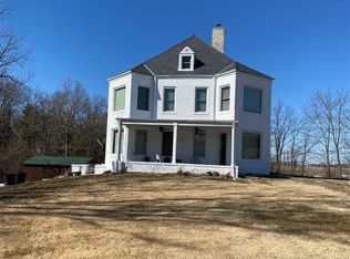 15599 S Grady Ln, Clinton, IN