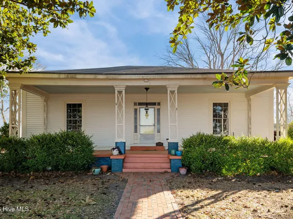 3298 Yankee Hall Road, Greenville, NC 27834