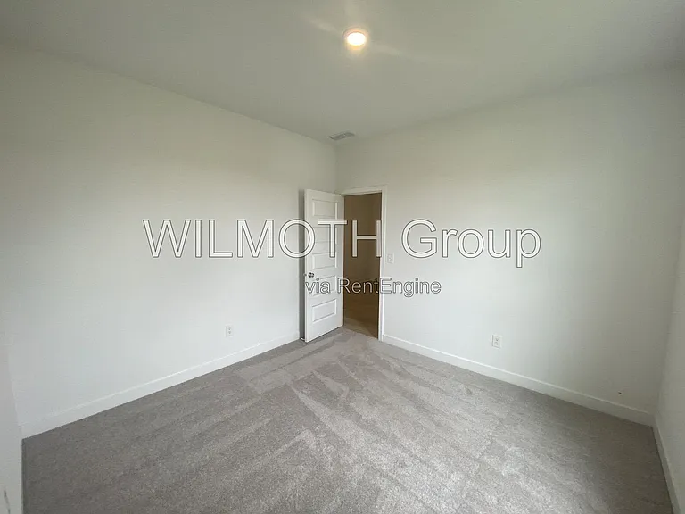 5102 Astor Way — Photo 16