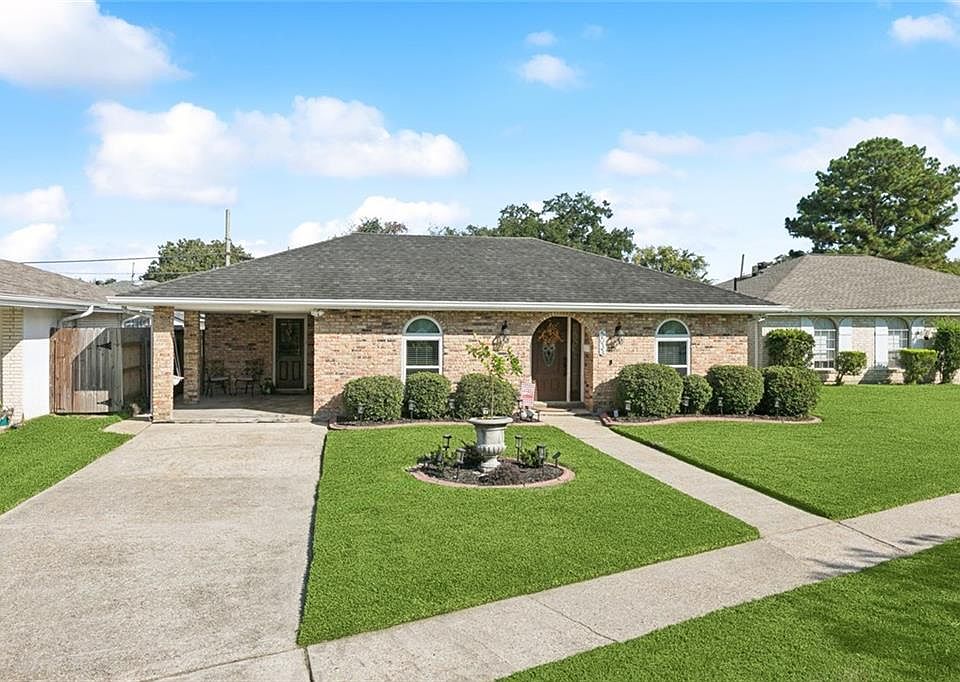 1st image of 5033 Alexander Dr