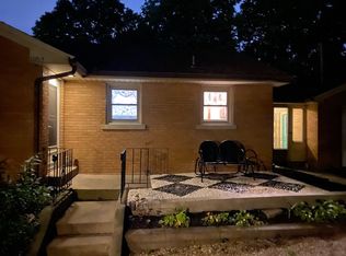 1102 E Olive St, Bloomington, IL 61701