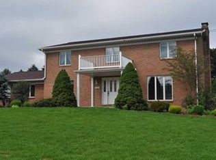 109 E View Dr, Butler, PA 16001