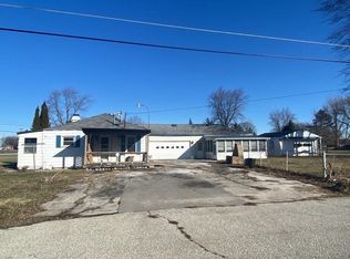 6805 East Rd, Saginaw, MI 48601