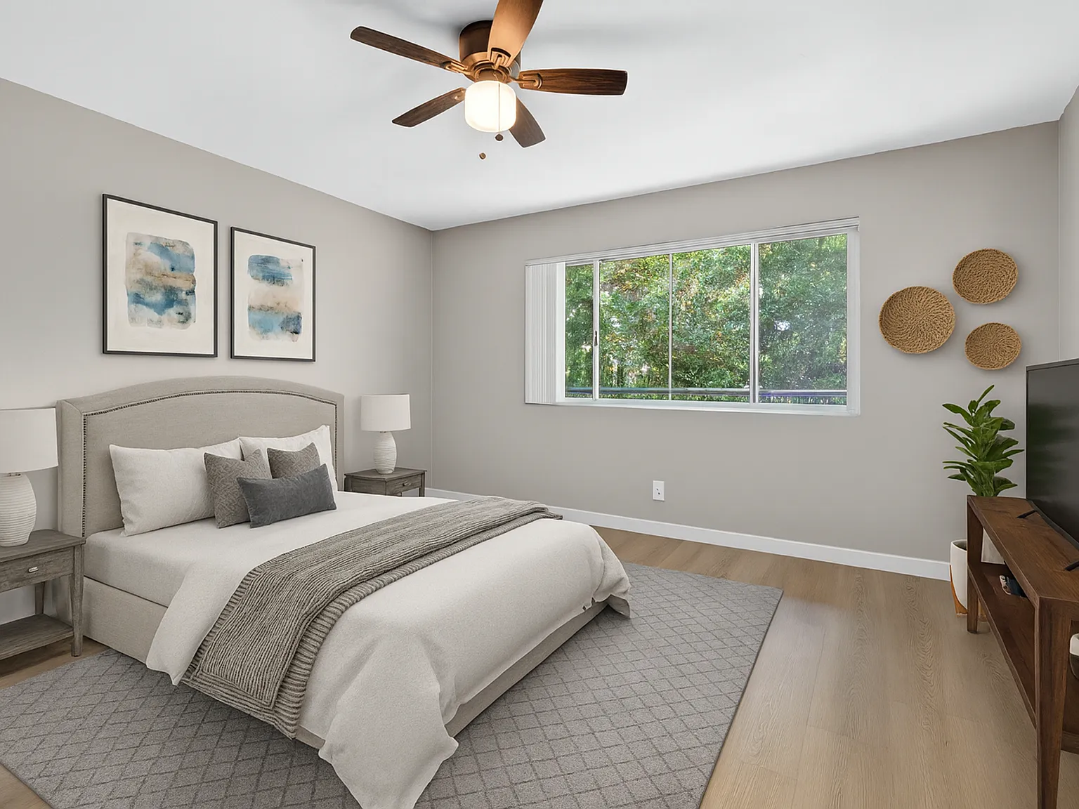 10442 Lampson Avenue — Photo 3