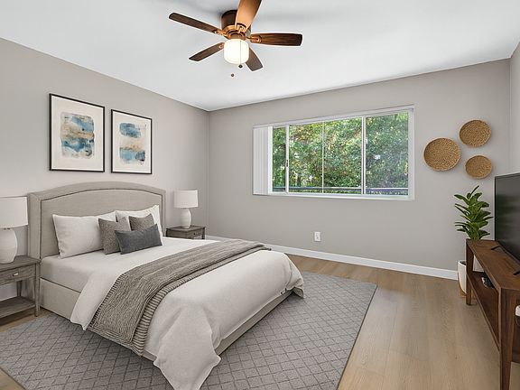 3rd image of 10442 Lampson Ave #18