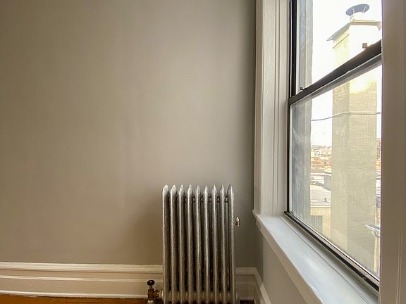 4th image of 32-15 34th St #5B