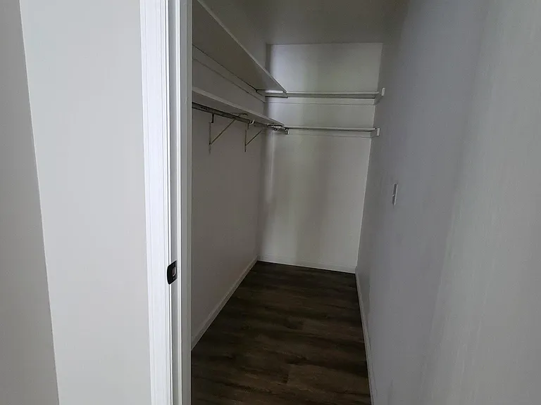 1018 College Rd — Photo 17