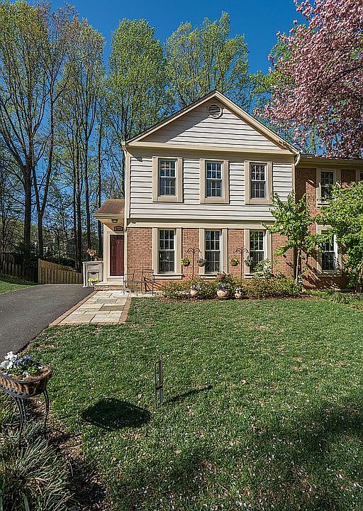 1st image of 5913 Wood Sorrels Ct