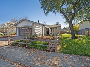 854 Falcon Way, Healdsburg, CA 95448