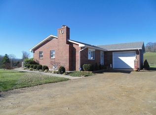 381 Wills Ridge Rd NW, Floyd, VA 24091