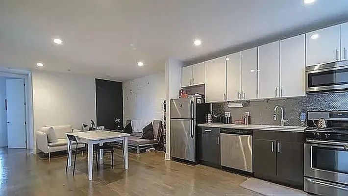 1st image of 2225 Tilden Ave #10