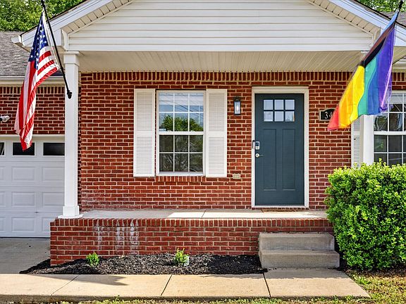 4th image of 340 Maple Park Dr