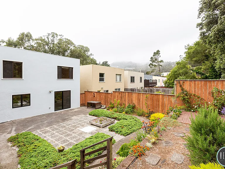 41 Dellbrook Ave — Photo 34
