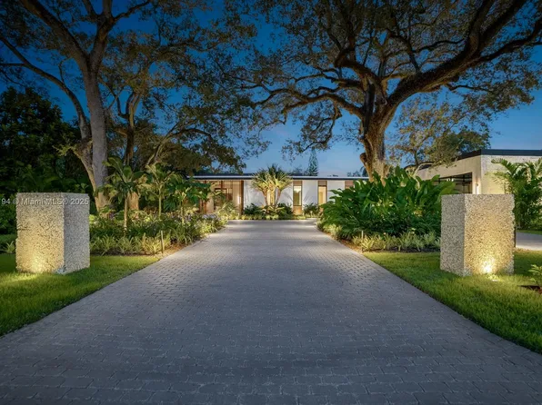 7051 SW 69th Ave, South Miami, FL 33143