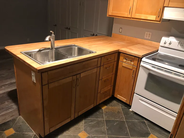 2654 Granville Ave — Photo 20