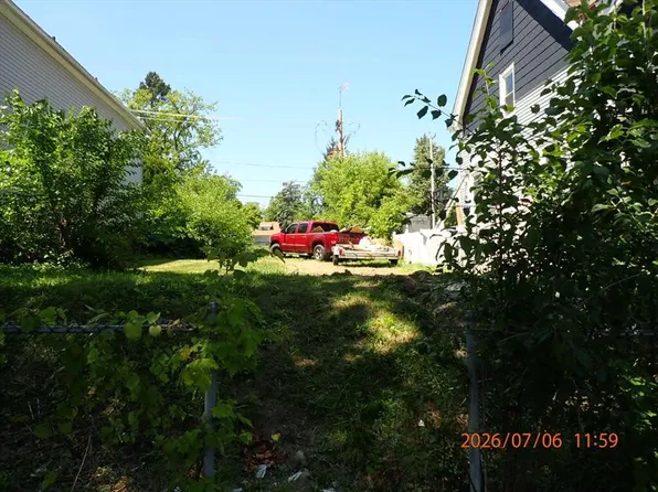 3433 N 2ND STREET, Milwaukee, WI 53212